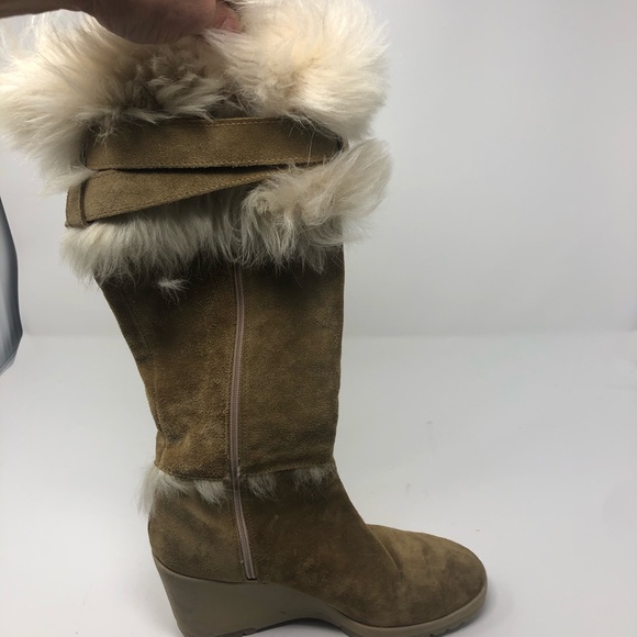 NWOT Coach Suede Fur Trim Wedge Boots size 6 - Picture 7 of 8